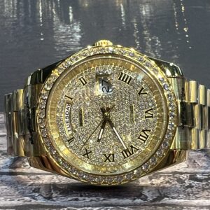 Rolex Day-Date cravejado