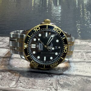 Omega Seamaster dourado